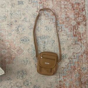 🍄‍🟫 Tan Crossbody Bag 🍄‍🟫